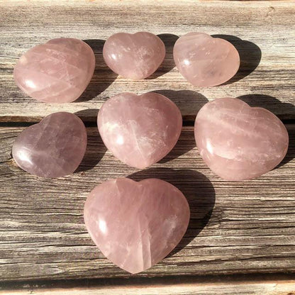 Corazón de cuarzo rosa natural