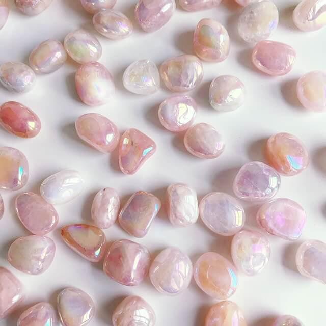 AURA ROSE QUARTZ TUMBLED STONE