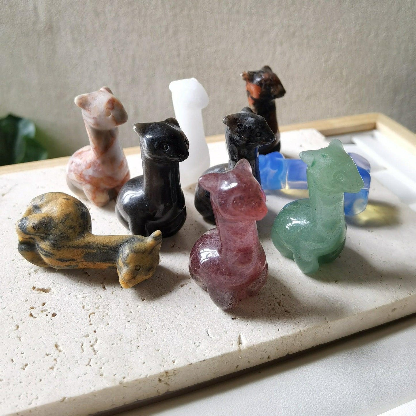 4cm Carved Craft Alpaca Crystal Sculpture Gemstone Alpaca