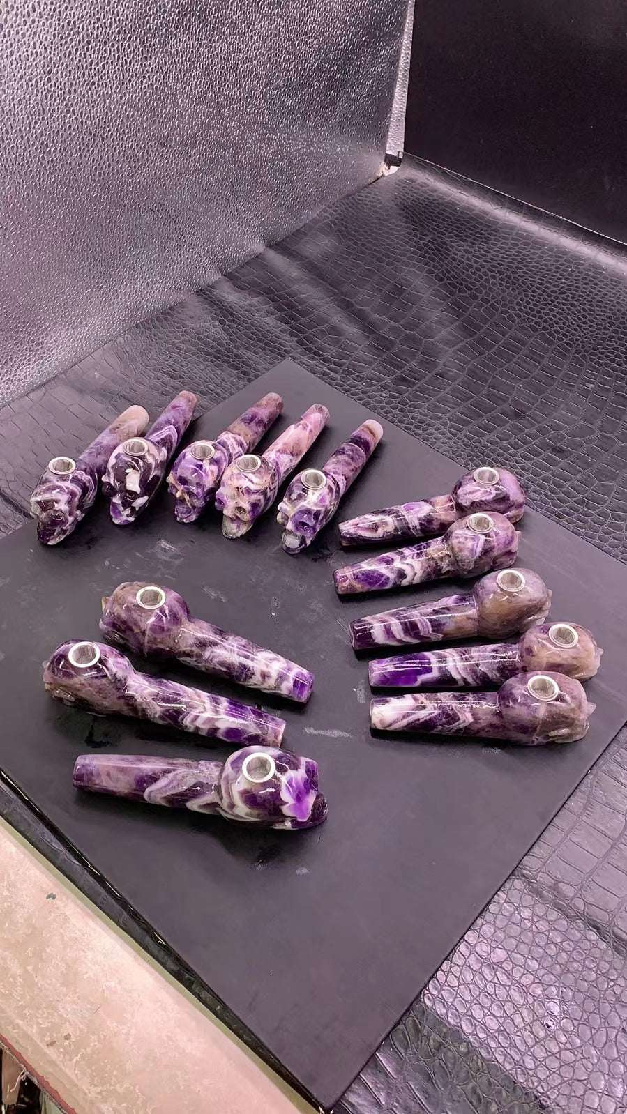 Carved Crystal Smoke Tobacco Pipes,Natural Healing Stone Skull Carving Crafts